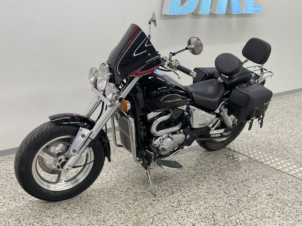 Suzuki VZ 2000 