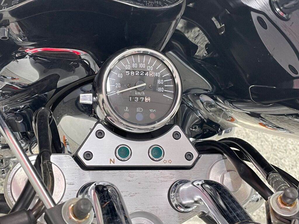 Suzuki VZ 2000 