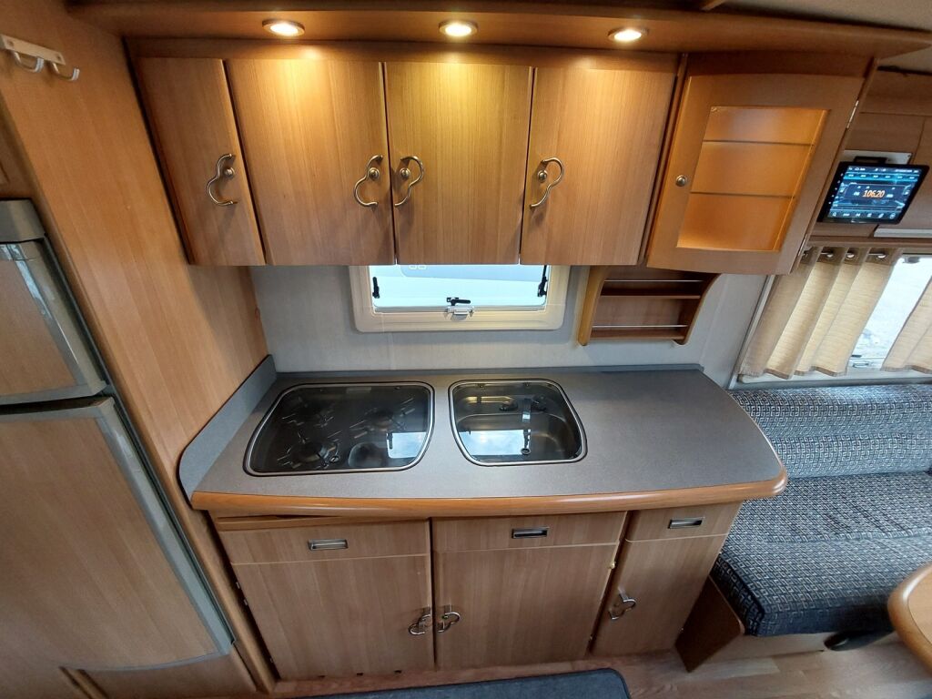 Cabby Cisium 2005 Valkoinen