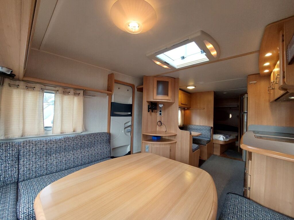 Cabby Cisium 2005 Valkoinen