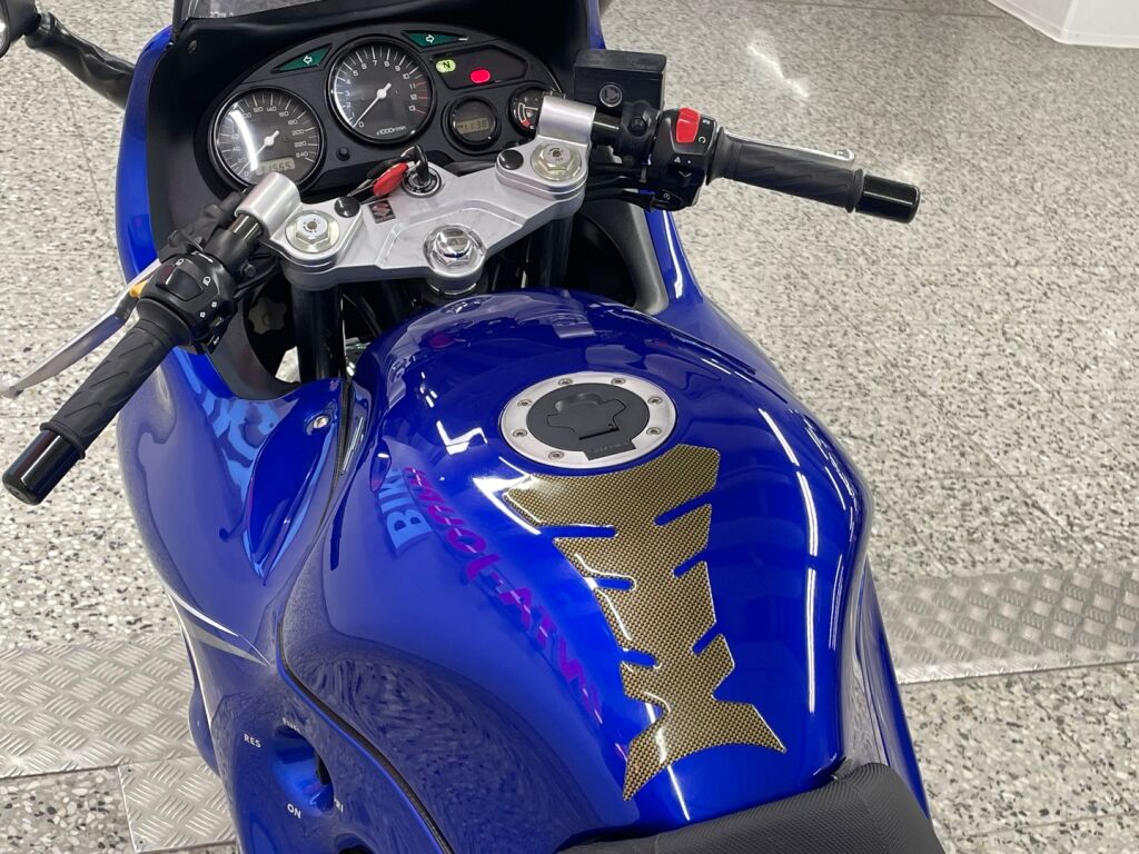 Suzuki GSX 2007 JL K 12