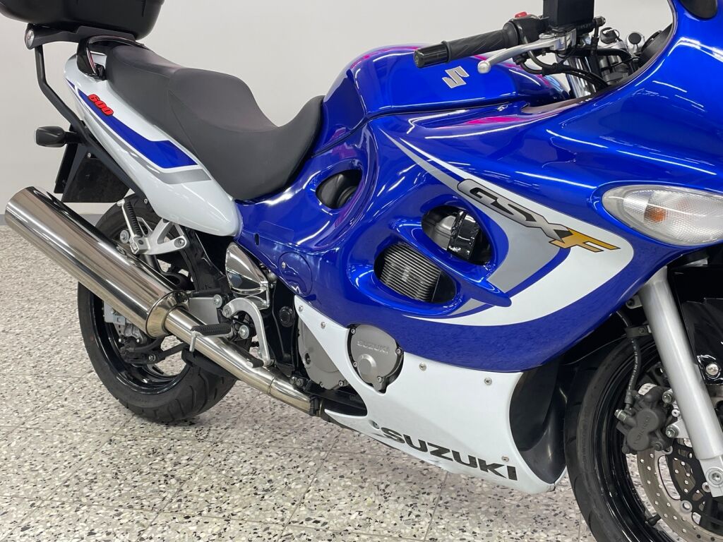 Suzuki GSX 2007 JL K 12