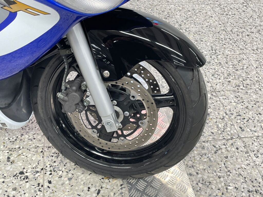 Suzuki GSX 2007 JL K 12