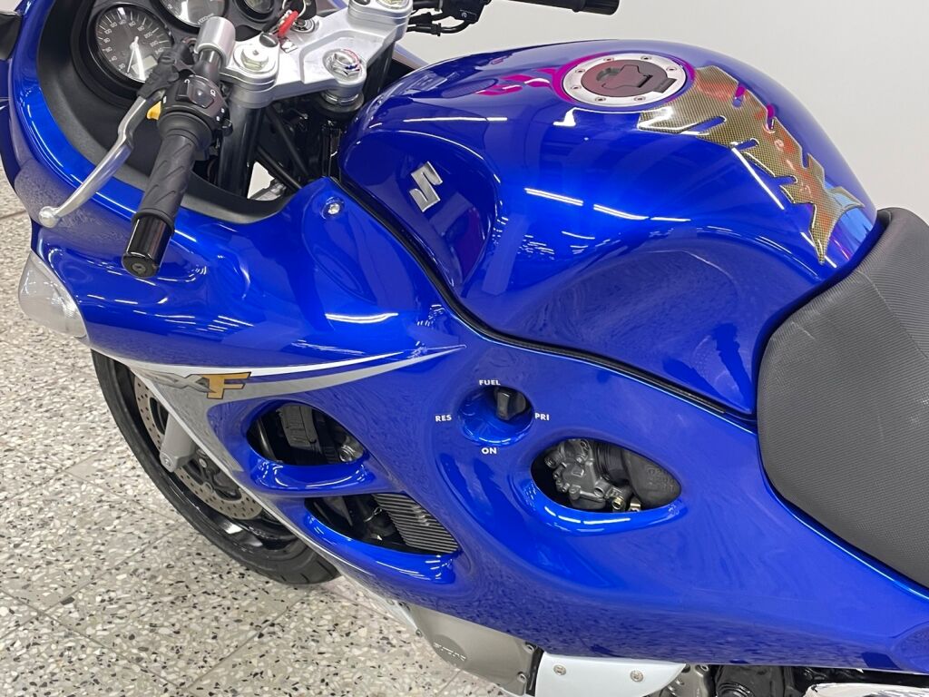 Suzuki GSX 2007 JL K 12