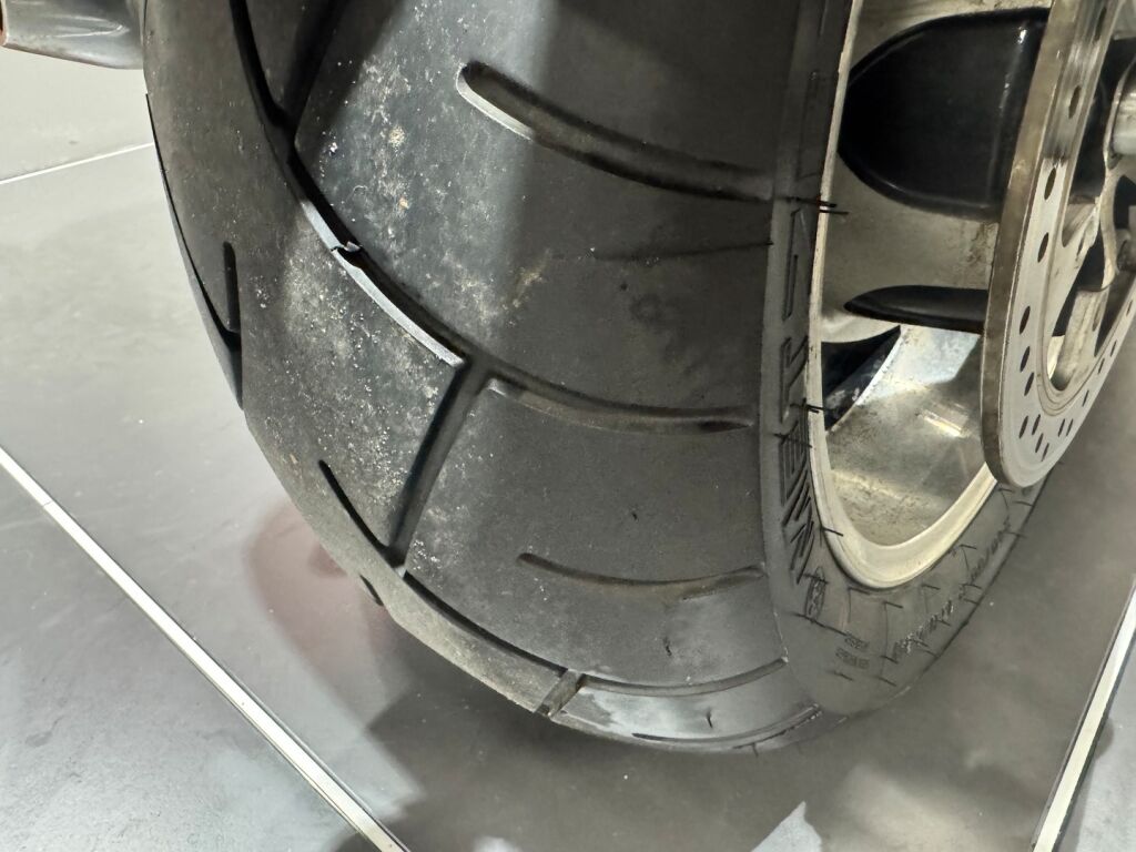 Triumph ROCKET III 2007 Monivär.