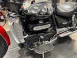 Triumph ROCKET III 2007 Monivär.