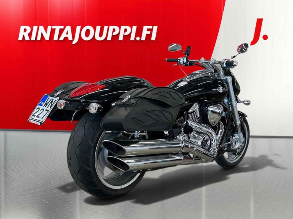 Suzuki VZR 2012 