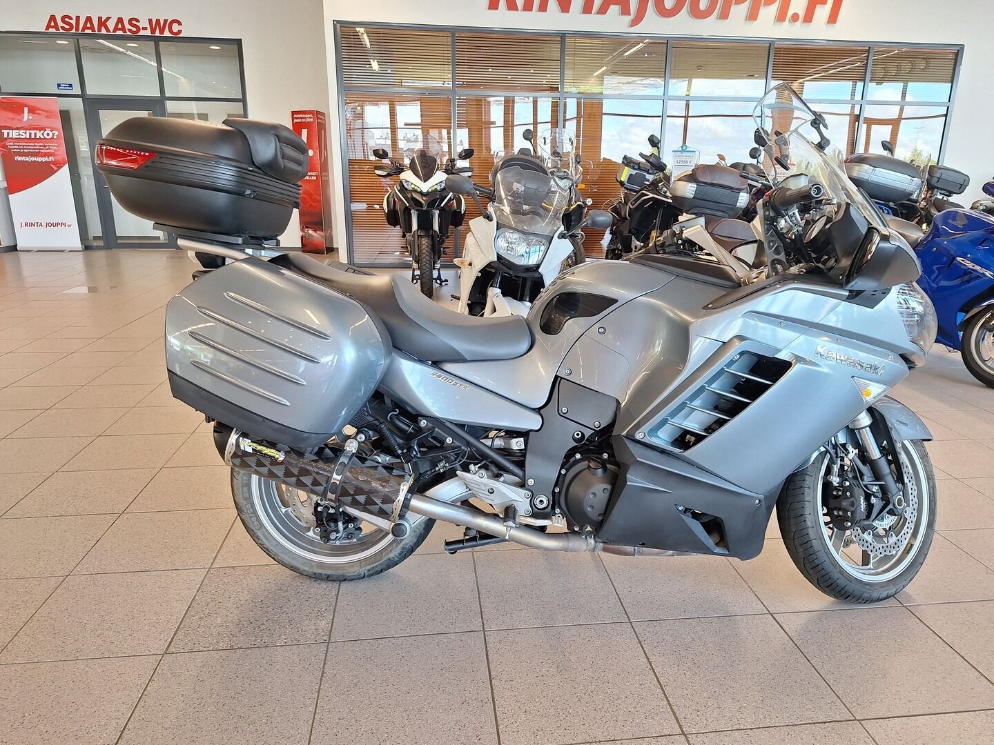 Kawasaki GTR