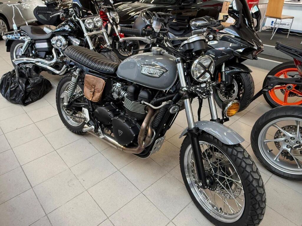Triumph SCRAMBLER 2008 moniväri