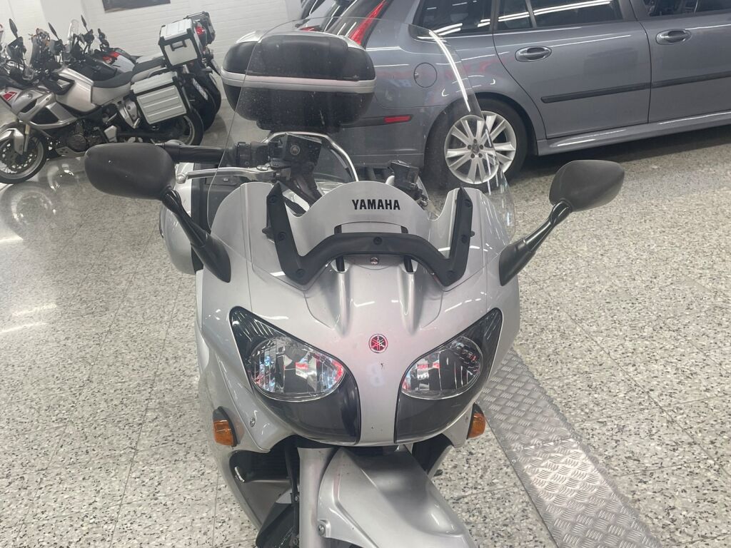 Yamaha FJR 2001 