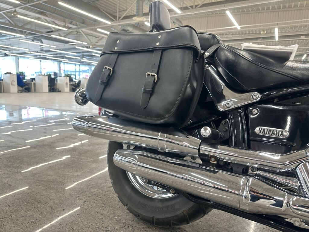 Yamaha XVS 2006 Musta