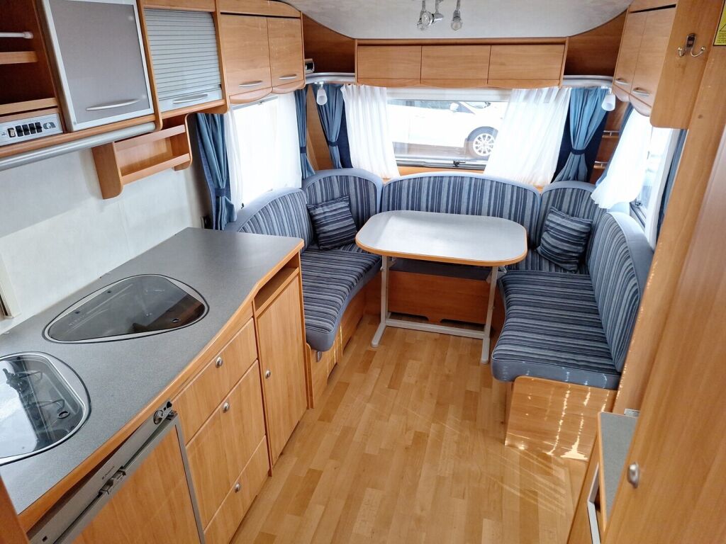 Adria ADORA 2006 Valkoinen