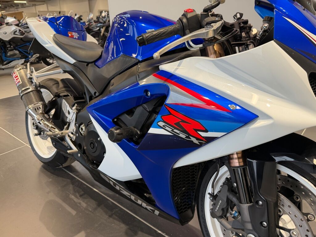 Suzuki GSX-R 2007 moniväri