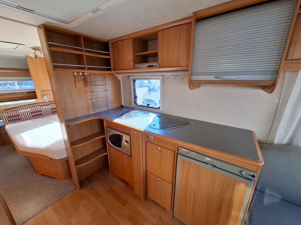 Adria Classica 2007 Valkoinen