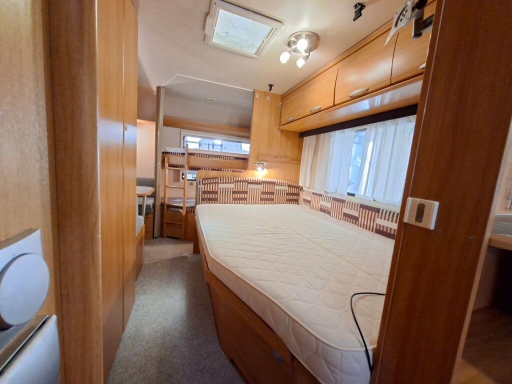 Adria Classica 2007 Valkoinen