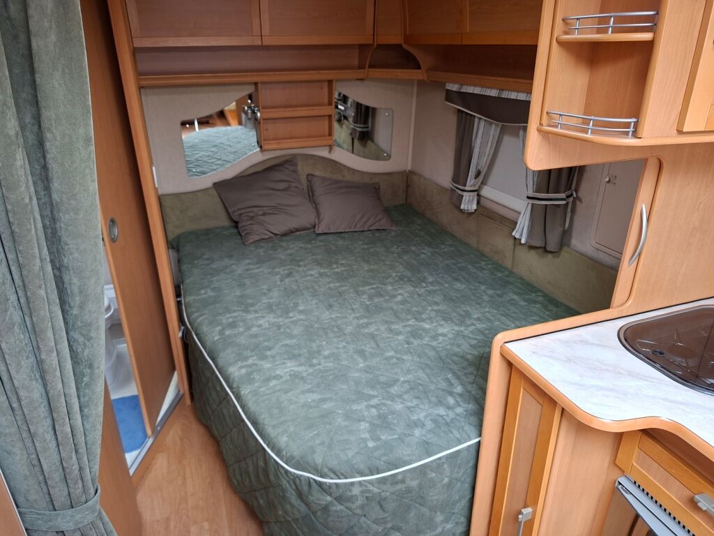 Kabe SMARAGD XL KS 2007 HK O