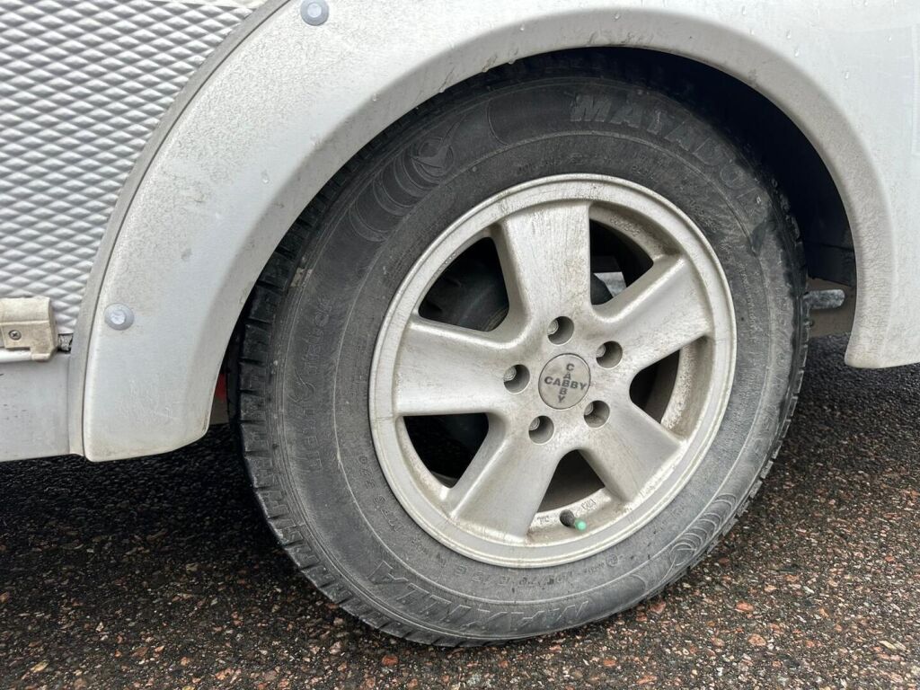 Cabby 620+ 2008 Valkoinen