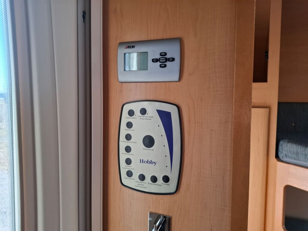 Hobby 560 2008 Valkoinen