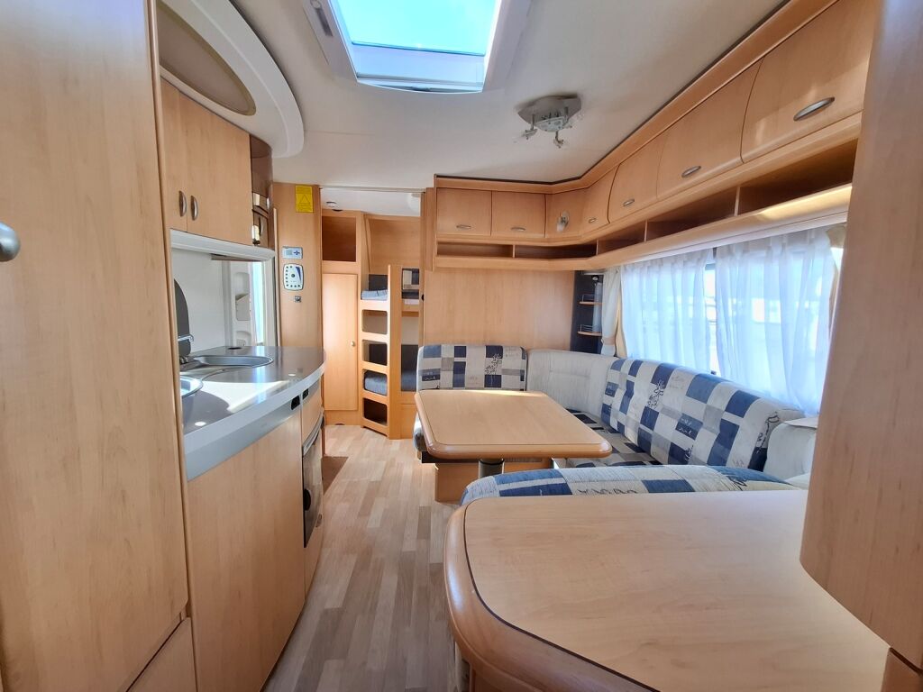 Hobby 560 2008 Valkoinen