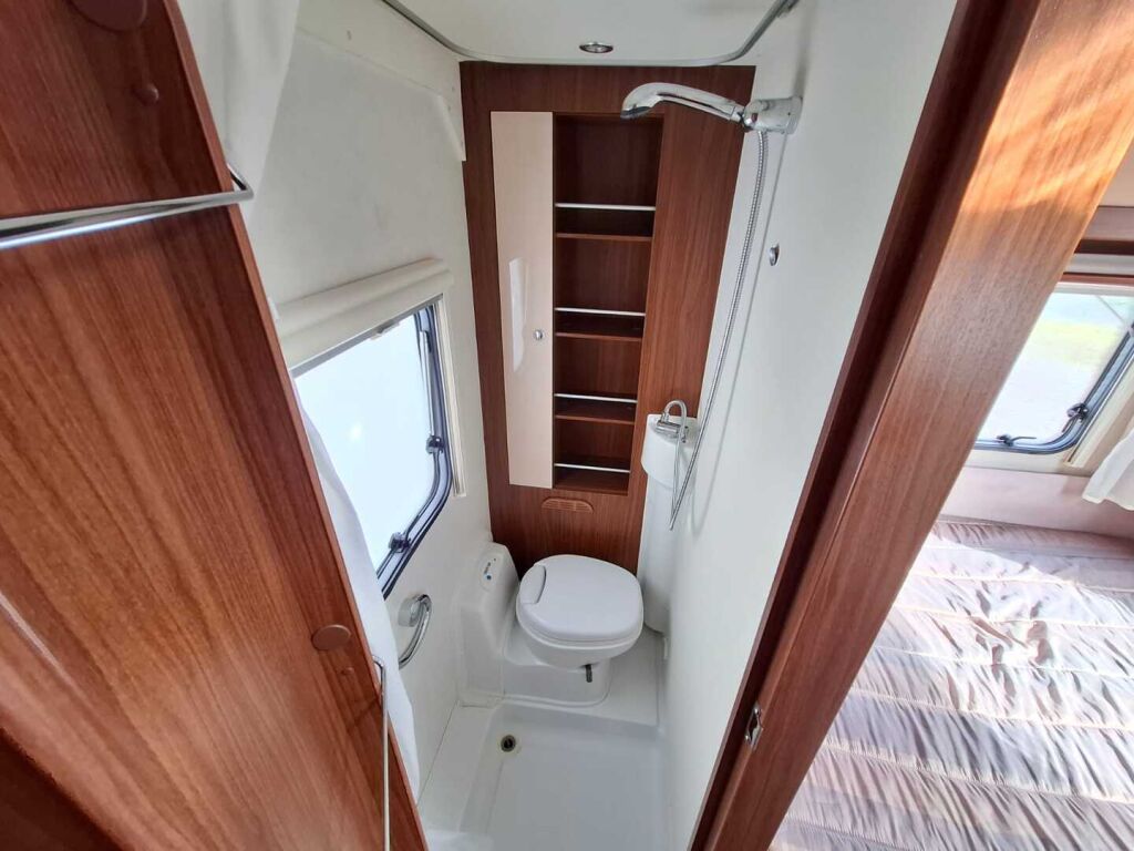 Hymer ERIBA NOVA 2008 Harmaa