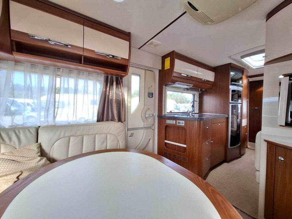 Hymer ERIBA NOVA 2008 Harmaa