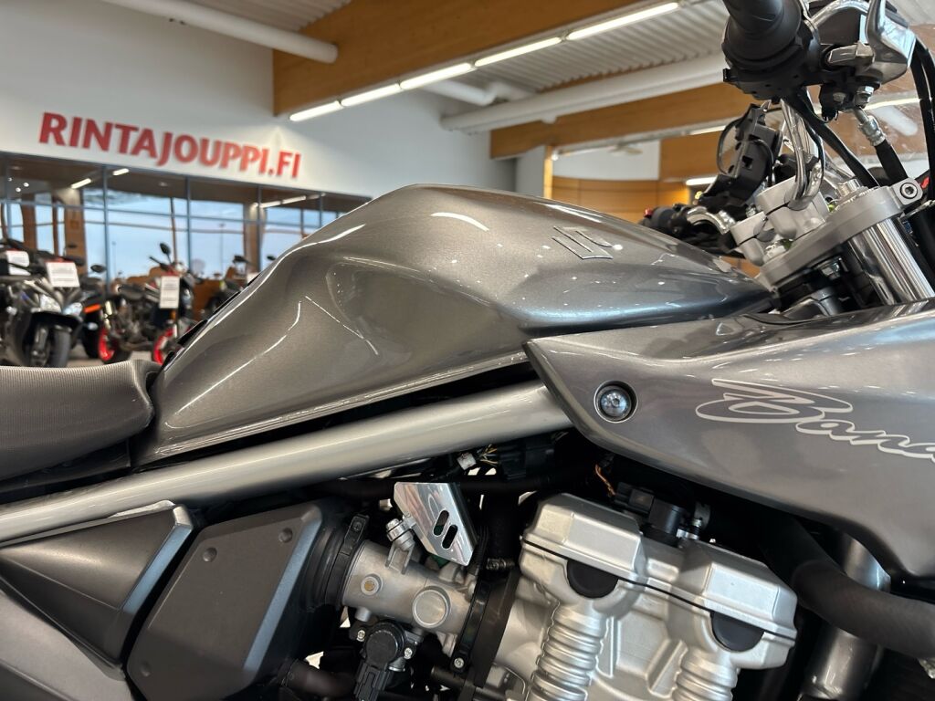 Suzuki GSF 2008 