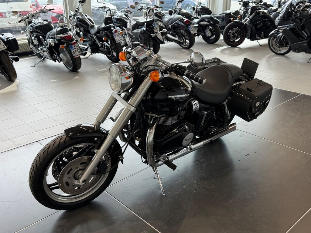 Triumph Speedmaster 2009 Musta
