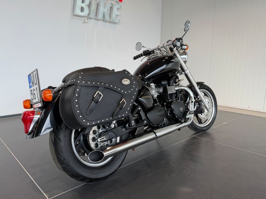 Triumph Speedmaster 2009 Musta