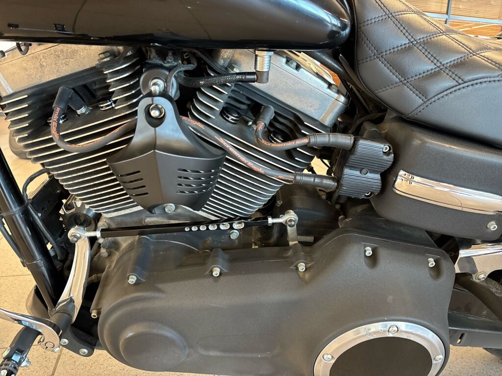 Harley-davidson DYNA 2008 