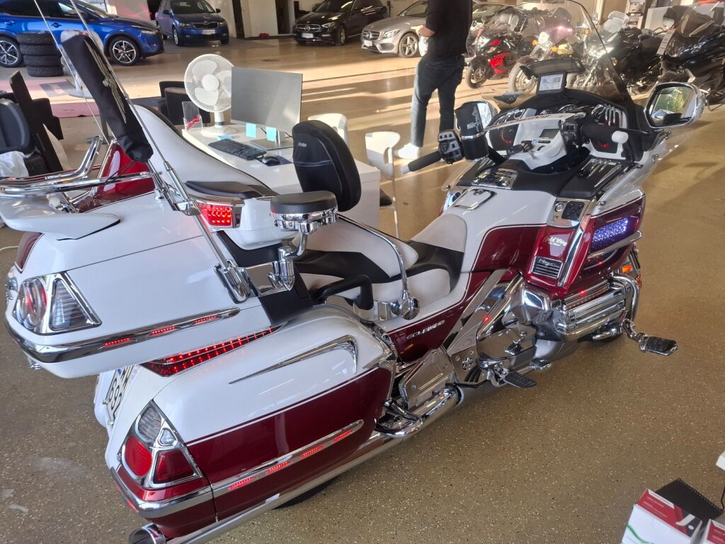 Honda GL 2008 
