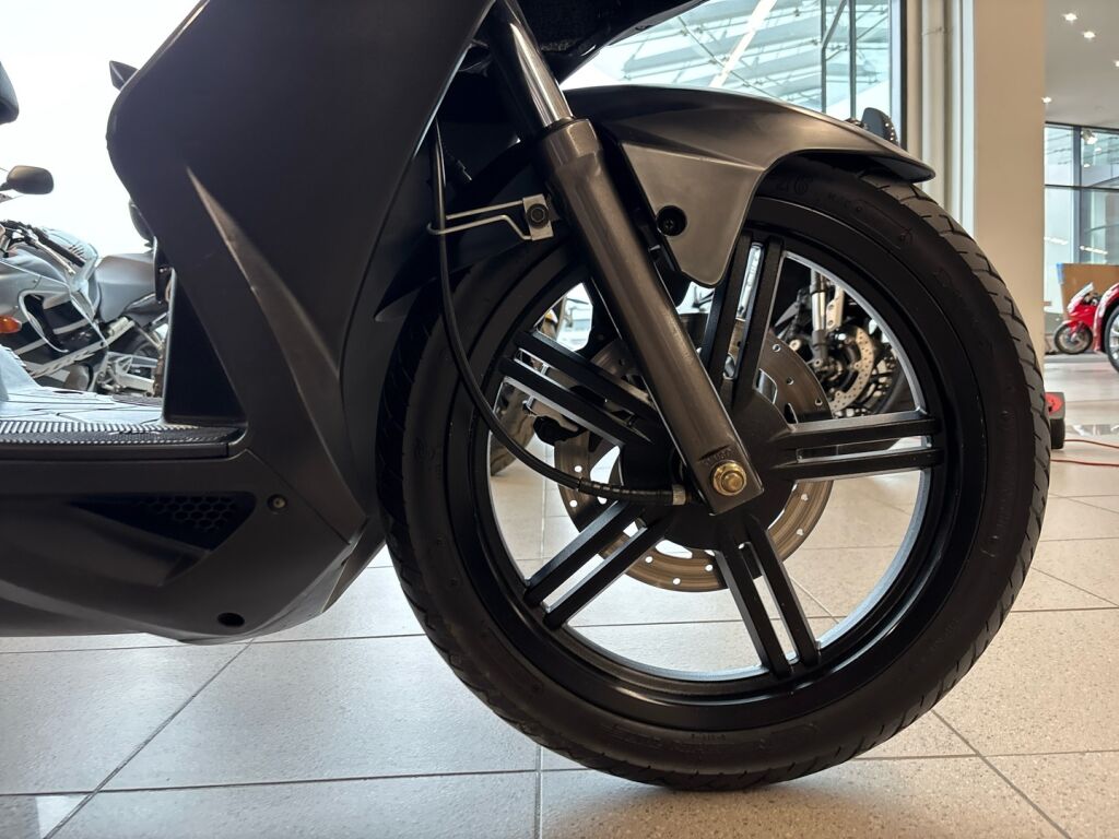 Kymco AGILITY 2008 Musta