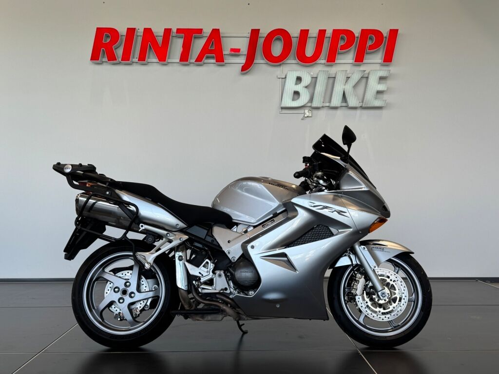 Honda VFR 2005 
