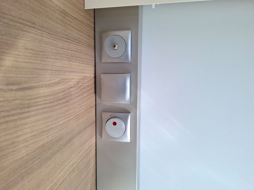 Adria Adora 2017 Valkoinen