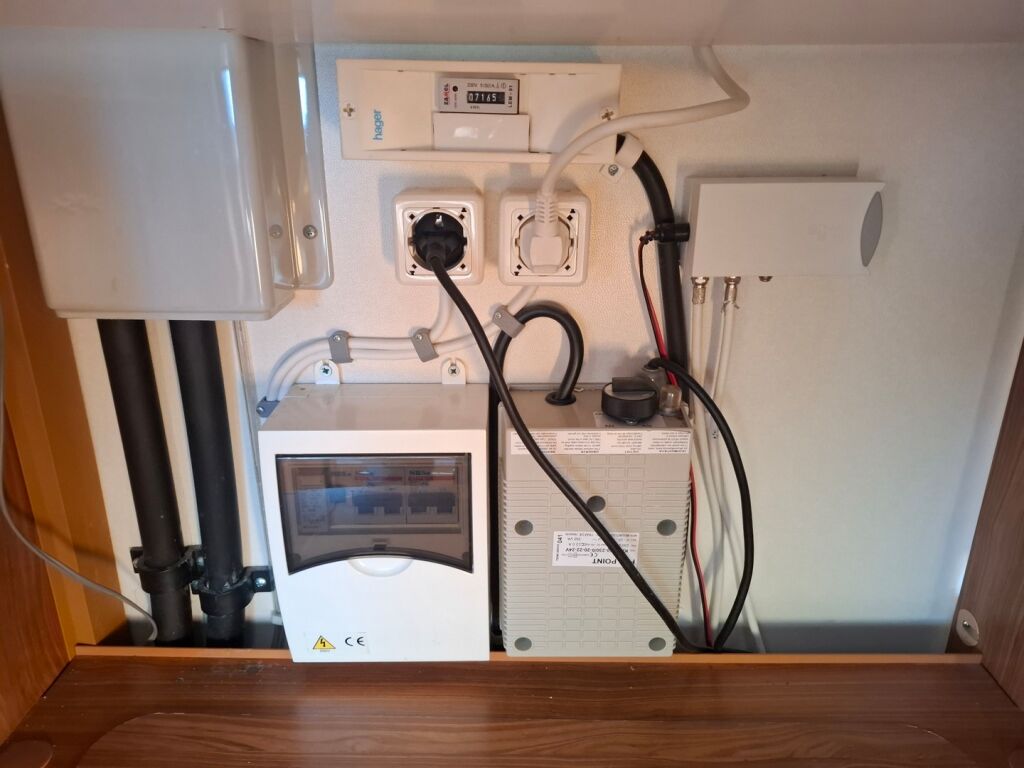 Dethleffs NOMAD 2011 Valkoinen