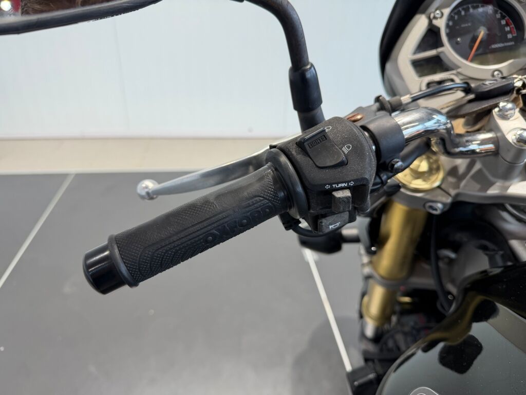 Honda CB 2009 