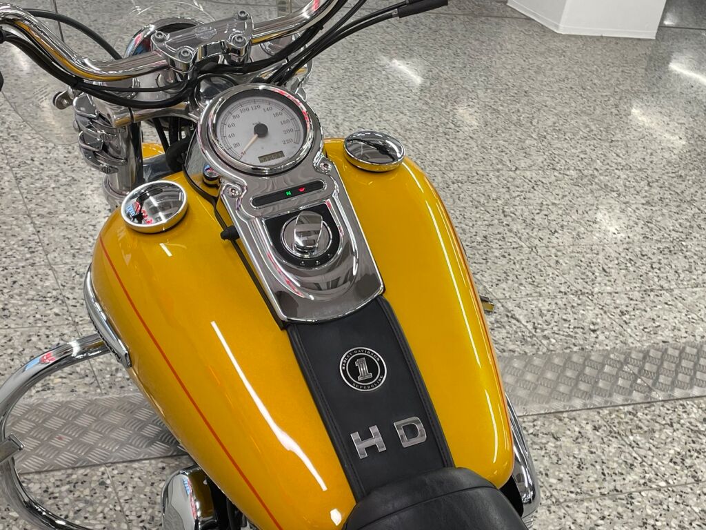 Harley-davidson DYNA 2008 