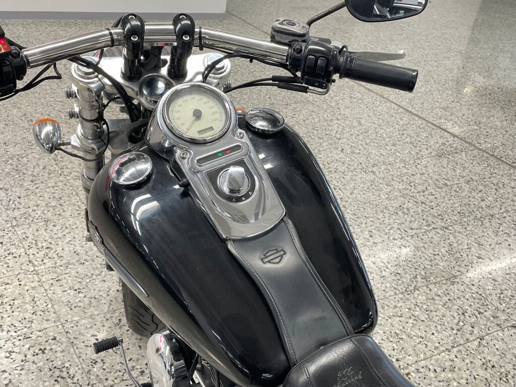 Harley-davidson DYNA 2008 