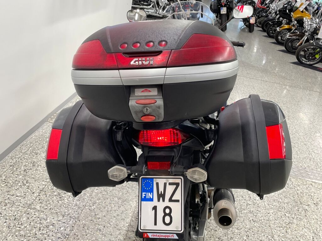 Suzuki GSF 2008 