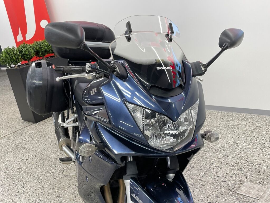Suzuki GSF 2008 