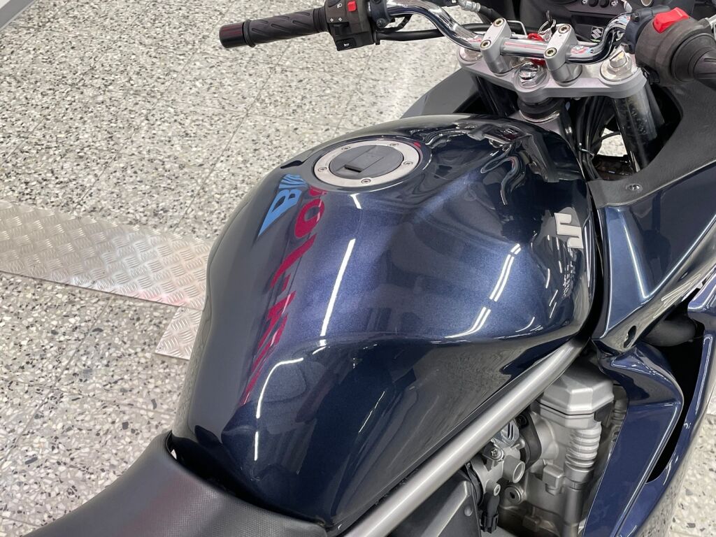 Suzuki GSF 2008 