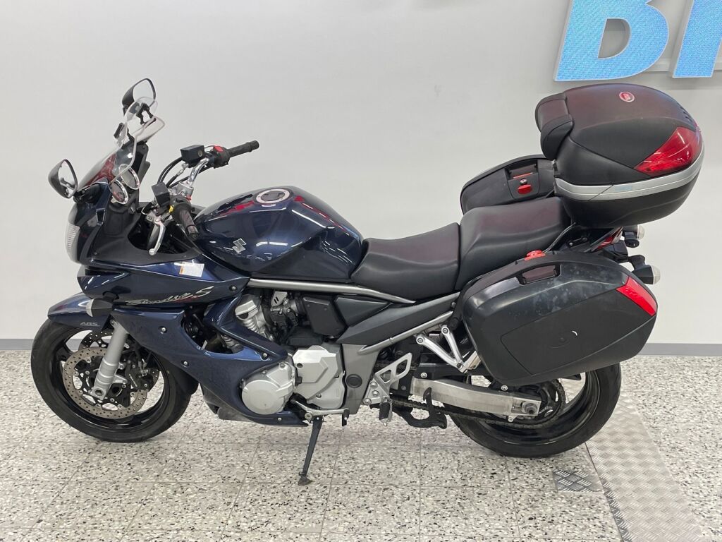 Suzuki GSF 2008 