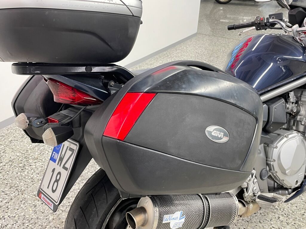 Suzuki GSF 2008 