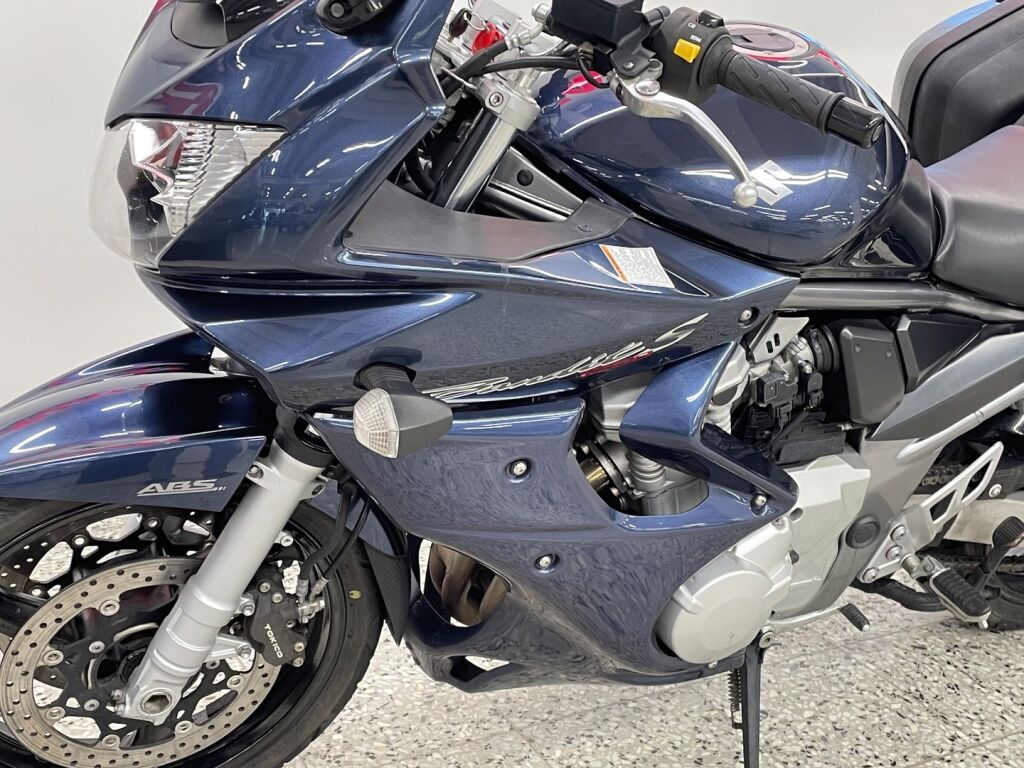 Suzuki GSF 2008 