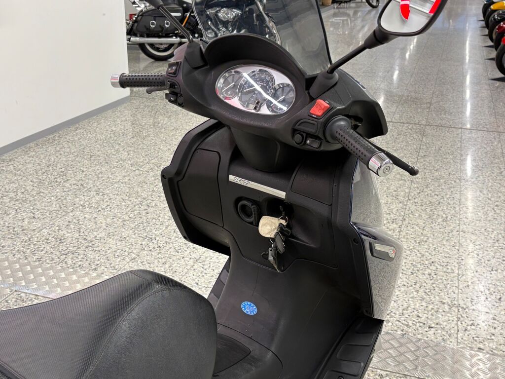 Piaggio X7 2008 