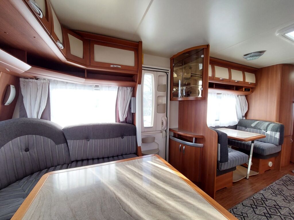 Hobby Prestige 2011 Valkoinen