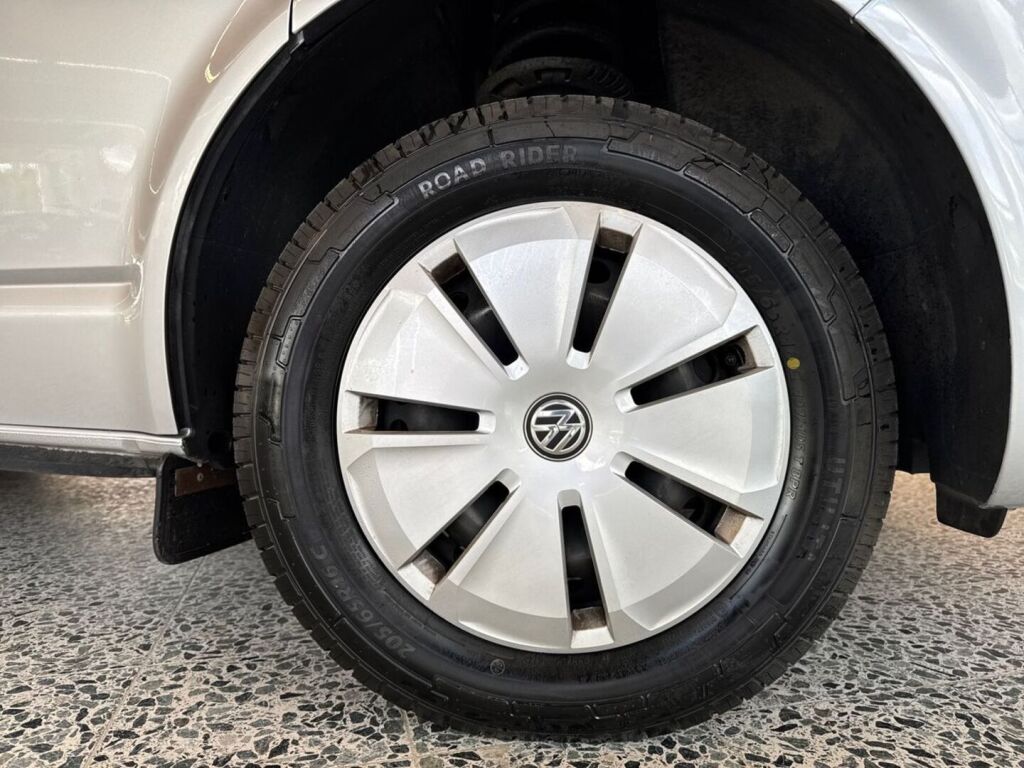 Volkswagen Transporter 2023 Hopea