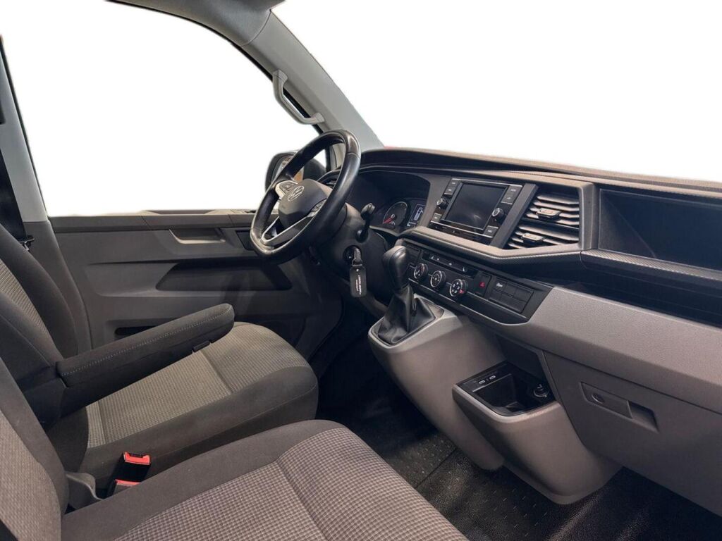 Volkswagen Transporter 2022 Valkoinen