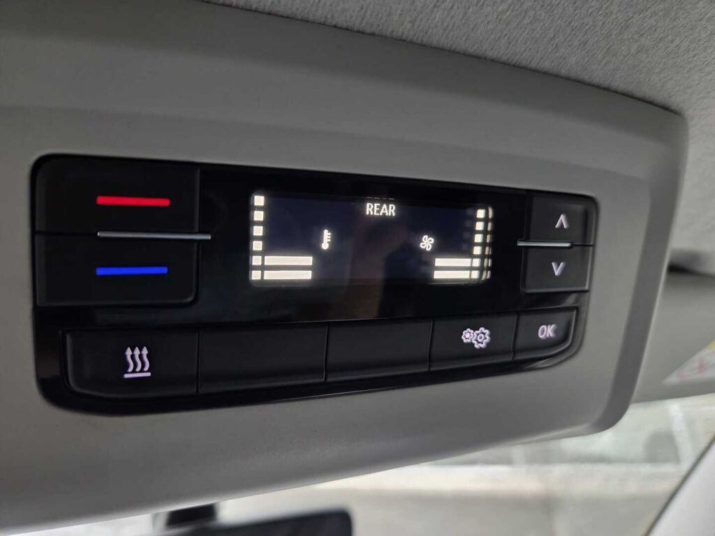 Volkswagen Transporter 2022 Valkoinen