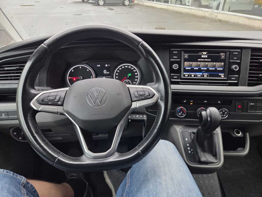 Volkswagen Transporter 2022 Valkoinen