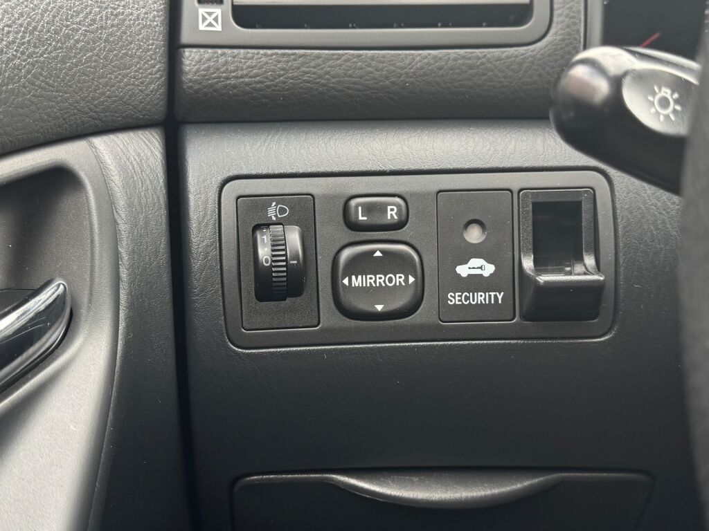 Toyota Corolla 2005 Hopea